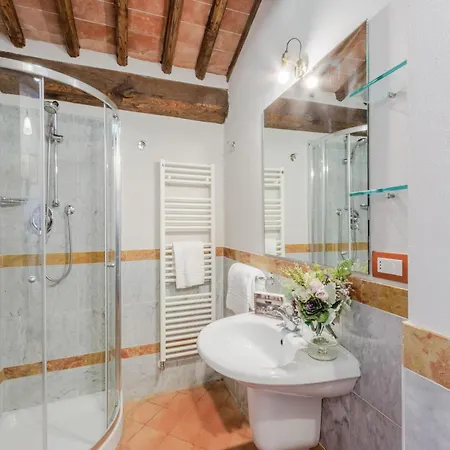 First-floor With Private Garden Apartament *