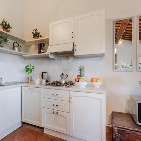 First-Floor Apartment With Private Garden Apartman Cappella