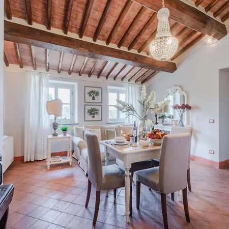 Apartamento In Lucca In Wine *