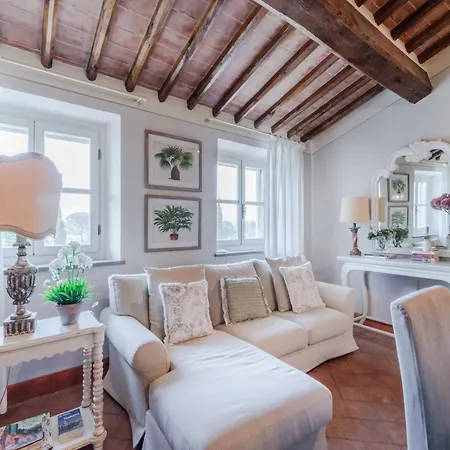 Apartament First-floor With Private Garden Cappella
