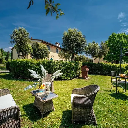 Apartament First-floor With Private Garden Cappella